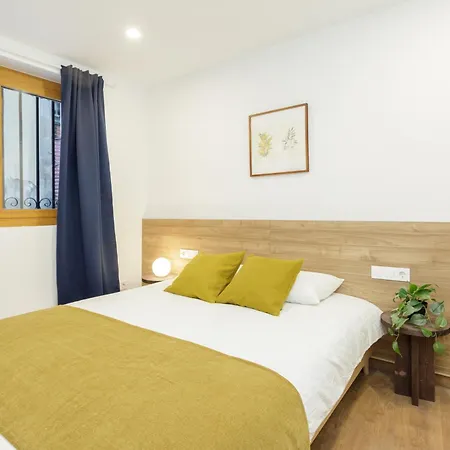 Oasis Apartments & Studios Old Town Center Barcelona Exterior photo