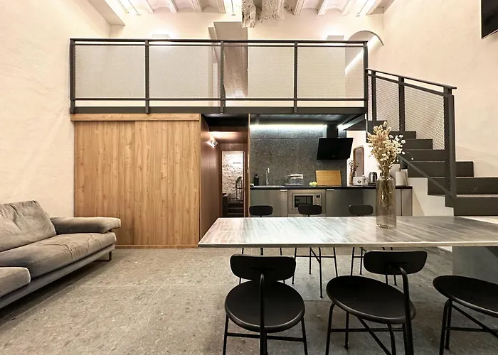 Oasis Apartments & Studios Old Town Center